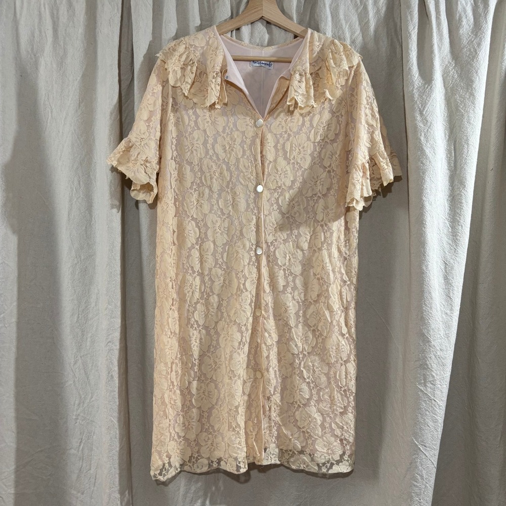 Vintage Aristocraft 1960s Lace Nightgown Ruffle Collar Button‎ Front Peach Large